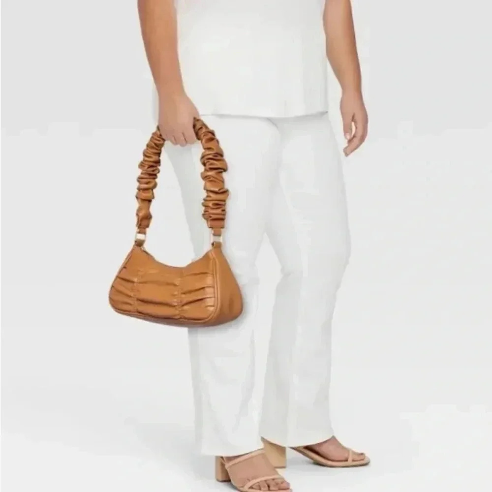 Wild Fable | Scrunch Handle Bag - Picture 2 of 3